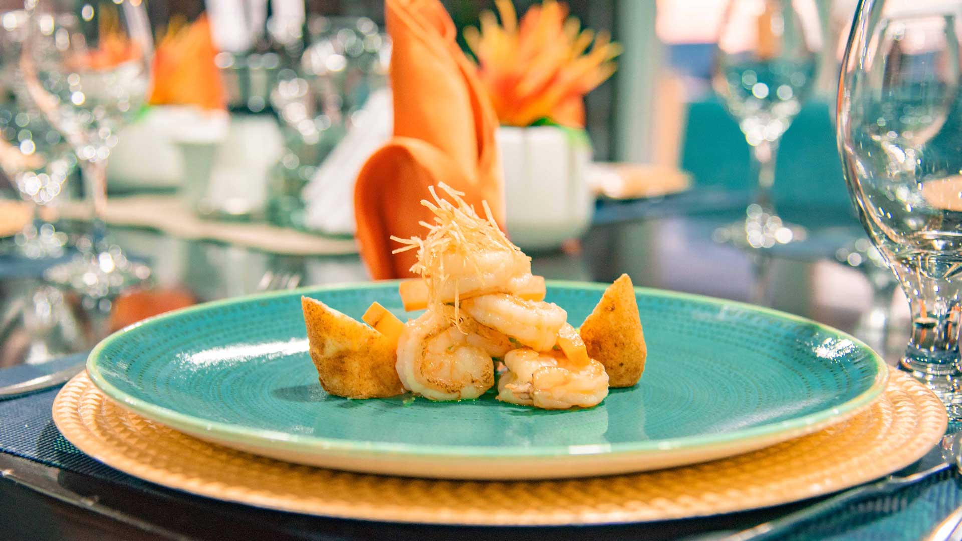 Cuisine Slide Ecogalaxy Catamaran - Galaxy Cruises